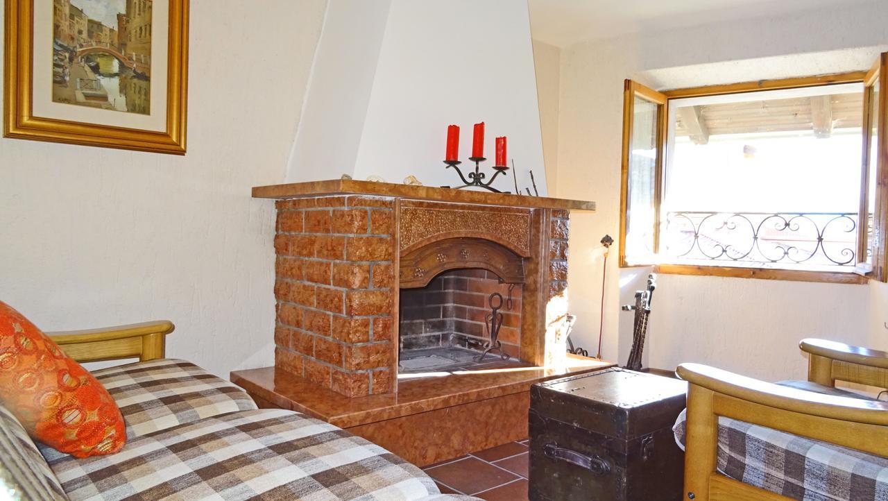 Villa Casa Del Borgo Olga By Gardadomusmea à Tremosine Extérieur photo